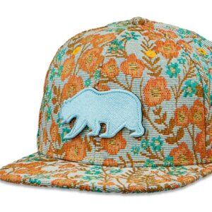 GRASSROOTS REMOVABLE BEAR PATCH FLORAL CARPET FITTED HAT 7 5/8